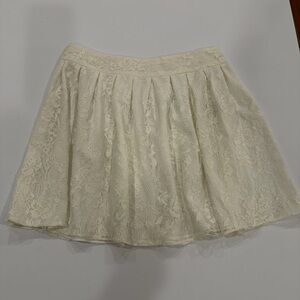 Alice + Olivia Cream Lace Skater Skirt